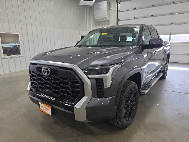 Used 2023 Toyota Tundra Limited w/ TRD Off-Road Package AWD/4WD image 4