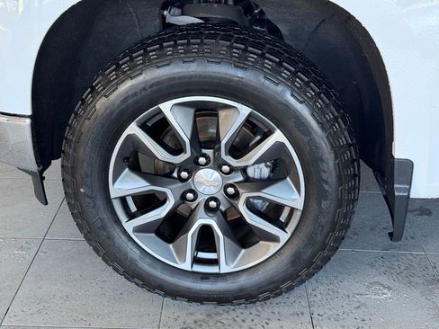 Certified 2022 Chevrolet Silverado 1500 LT image 4