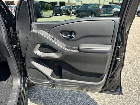 New 2026 Nissan Frontier SV w/ Tow Package RWD image 12