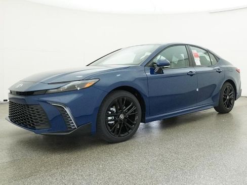 New 2026 Toyota Camry SE image 6
