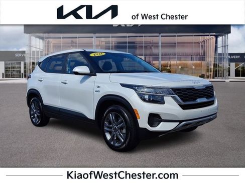 Used 2022 Kia Seltos LX AWD/4WD image 1