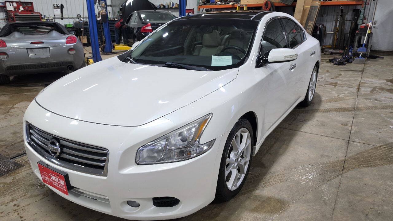 Used 2013 Nissan Maxima 3.5 SV w/ Premium Pkg FWD image 4