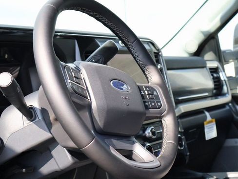 New 2026 Ford F250 Lariat w/ Lariat Premium Package image 24