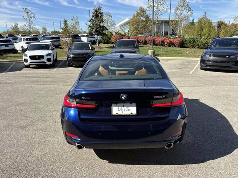 Certified 2023 BMW 330i xDrive Sedan w/ Premium Package image 6