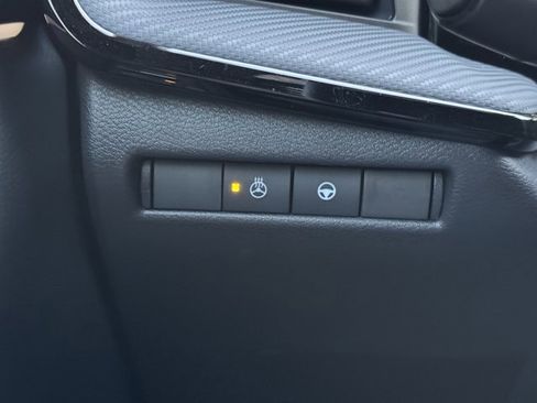 New 2026 Nissan Kicks SR w/ SR Premium Package image 5