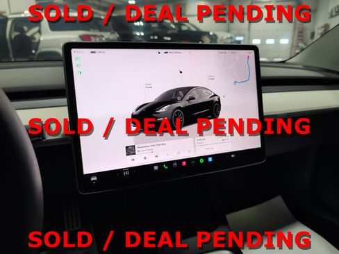 Used 2023 Tesla Model 3 Performance image 9