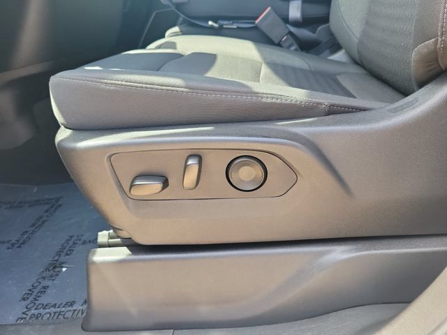 Used 2026 Chevrolet Silverado 1500 RST AWD/4WD image 16
