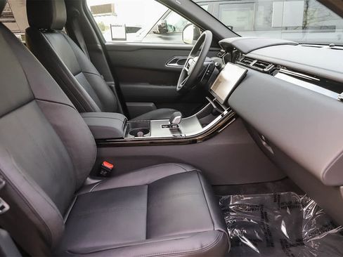 New 2026 Land Rover Range Rover Velar Dynamic SE image 16