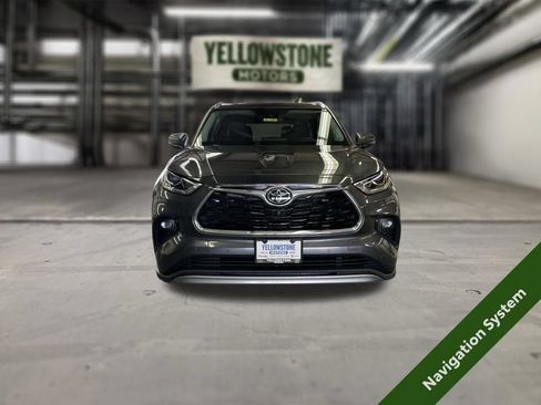 Used 2020 Toyota Highlander Platinum AWD/4WD image 7
