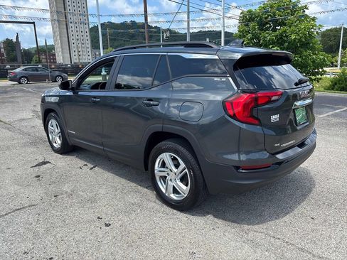 Used 2021 GMC Terrain SLE w/ Driver Convenience Package AWD/4WD image 3