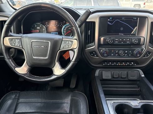 Used 2019 GMC Sierra 2500 Denali w/ Duramax Plus Package AWD/4WD image 4