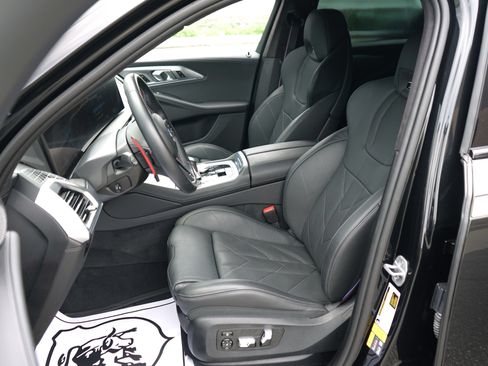 Used 2023 BMW XM AWD/4WD image 19