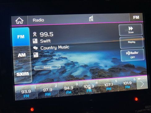 Used 2020 Subaru Ascent Touring w/ Popular Package #2A image 21