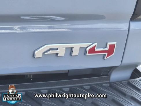 Used 2025 GMC Sierra 2500 AT4 w/ AT4 Premium Plus Package AWD/4WD image 18