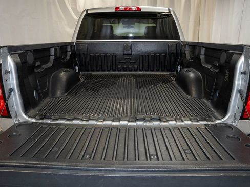 Used 2018 Chevrolet Silverado 1500 LT w/ All Star Edition image 6