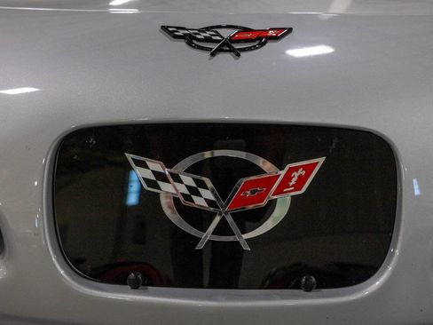 Used 1999 Chevrolet Corvette Convertible w/ Memory Pkg RWD image 34