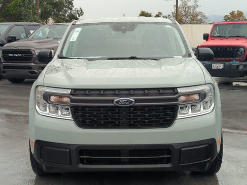 Used 2022 Ford Maverick XLT image 2