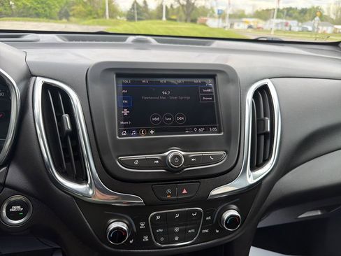 Used 2023 Chevrolet Equinox LT AWD/4WD image 16