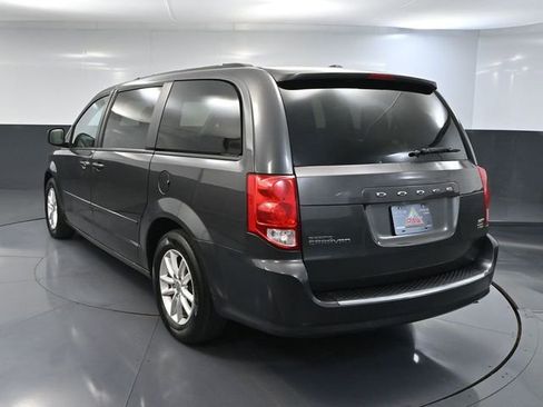 Used 2016 Dodge Grand Caravan SXT FWD image 6