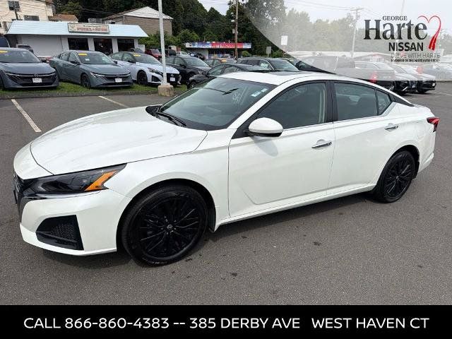 Certified 2025 Nissan Altima 2.5 SV w/ SV Special Edition Package AWD/4WD image 9
