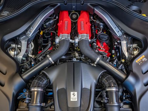 Certified 2024 Ferrari Roma Spider image 28