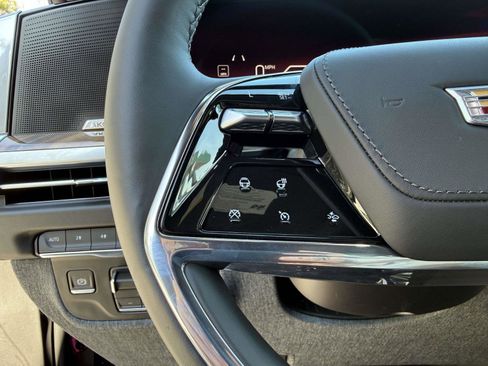 Used 2026 Cadillac Escalade Platinum Sport w/ LPO, ONYX Package image 58