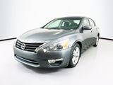 Used 2014 Nissan Altima 2.5 SV image 3