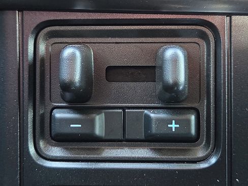 Used 2025 Ford F350 Lariat w/ Tremor Off-Road Package image 20