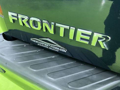 Used 2021 Nissan Frontier PRO-4X w/ Pro-4x Utility Package AWD/4WD image 12