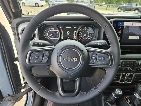 New 2026 Jeep Gladiator Sport AWD/4WD image 23