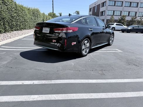 Used 2017 Kia Optima EX w/ Technology Package FWD image 7