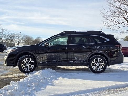 Used 2020 Subaru Outback Limited image 27