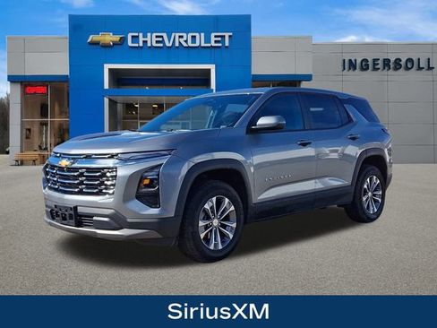 Used 2025 Chevrolet Equinox LT image 4