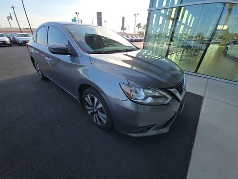 Used 2019 Nissan Sentra SV w/ Special Edition Package FWD image 17
