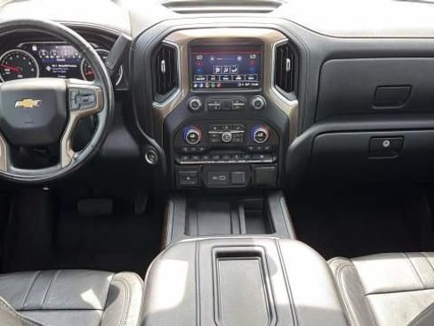 Certified 2021 Chevrolet Silverado 1500 High Country w/ Technology Package AWD/4WD image 29