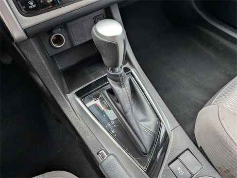Used 2017 Toyota Corolla LE image 23