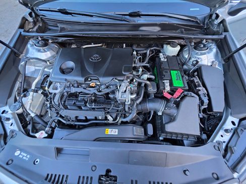 Used 2018 Toyota Camry SE image 22