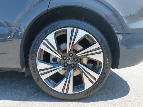 Used 2024 Audi Q8 e-tron Prestige w/ Prestige Package AWD/4WD image 37