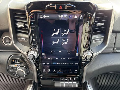 Used 2022 RAM 1500 Big Horn image 24