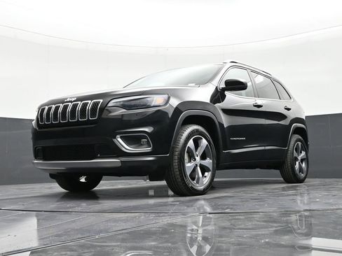 Used 2020 Jeep Cherokee Limited image 20