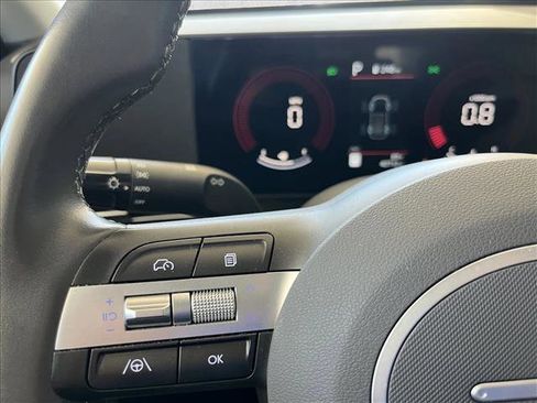 Used 2025 Hyundai Kona SEL AWD/4WD image 19