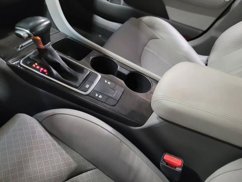 Used 2018 Kia Optima EX w/ Premium Package image 26