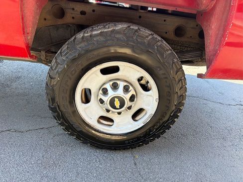 Used 2014 Chevrolet Silverado 2500 W/T image 31