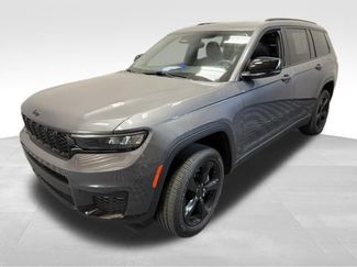 Used 2023 Jeep Grand Cherokee L Laredo AWD/4WD video 1