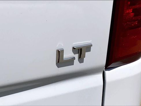Used 2025 Chevrolet Silverado 1500 LT RWD image 10