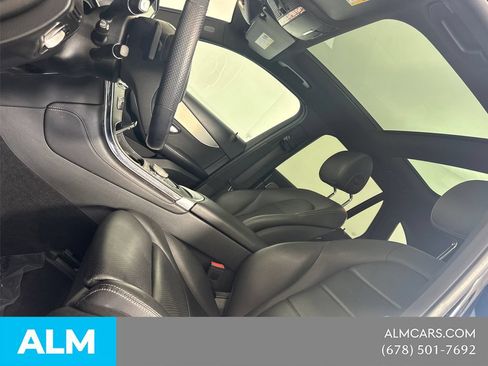 Used 2019 Mercedes-Benz GLC 300 4MATIC w/ Premium Package image 34
