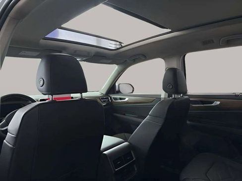 New 2026 Volkswagen Atlas SE image 5