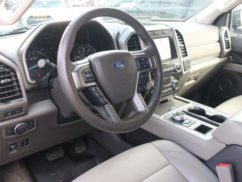 Used 2019 Ford Expedition XLT w/ Equipment Group 202A image 17