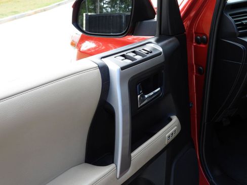 Used 2019 Toyota 4Runner Limited RWD image 61