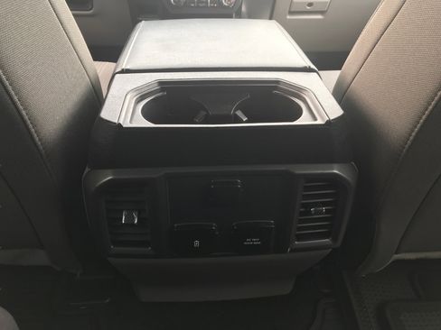 Used 2018 Ford F150 XLT w/ Equipment Group 302A Luxury AWD/4WD image 14